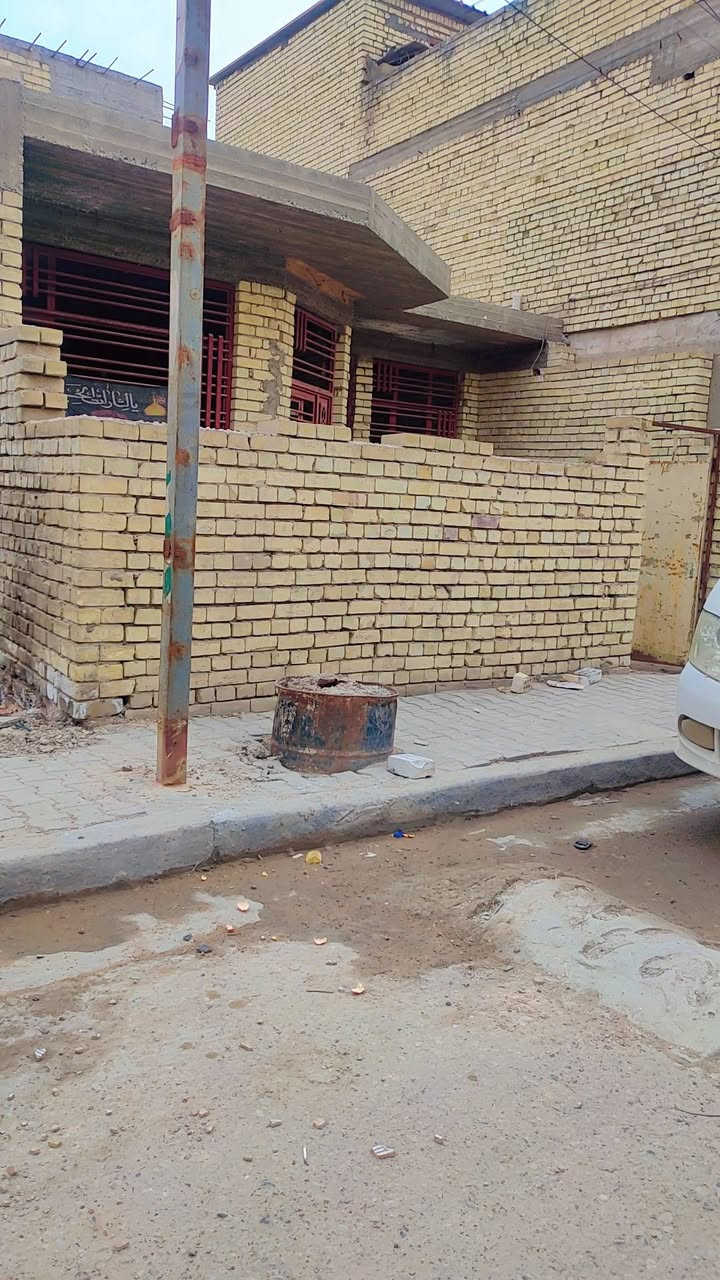 السلام عليكم
للبيع هيكل 150متر واجهه سبعه ونص ونزال عشرين
سكينه شارع مخبز الساعدي
للاستفسار ***********
