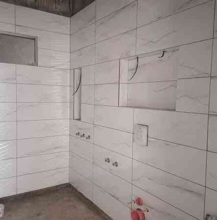 اني بفضل الله 

واني ابو كادر سيراميك ومرمر وكاشي وبرسلين شغل فول تسليم مهندس وشغل في اسرع وقت 

***********
