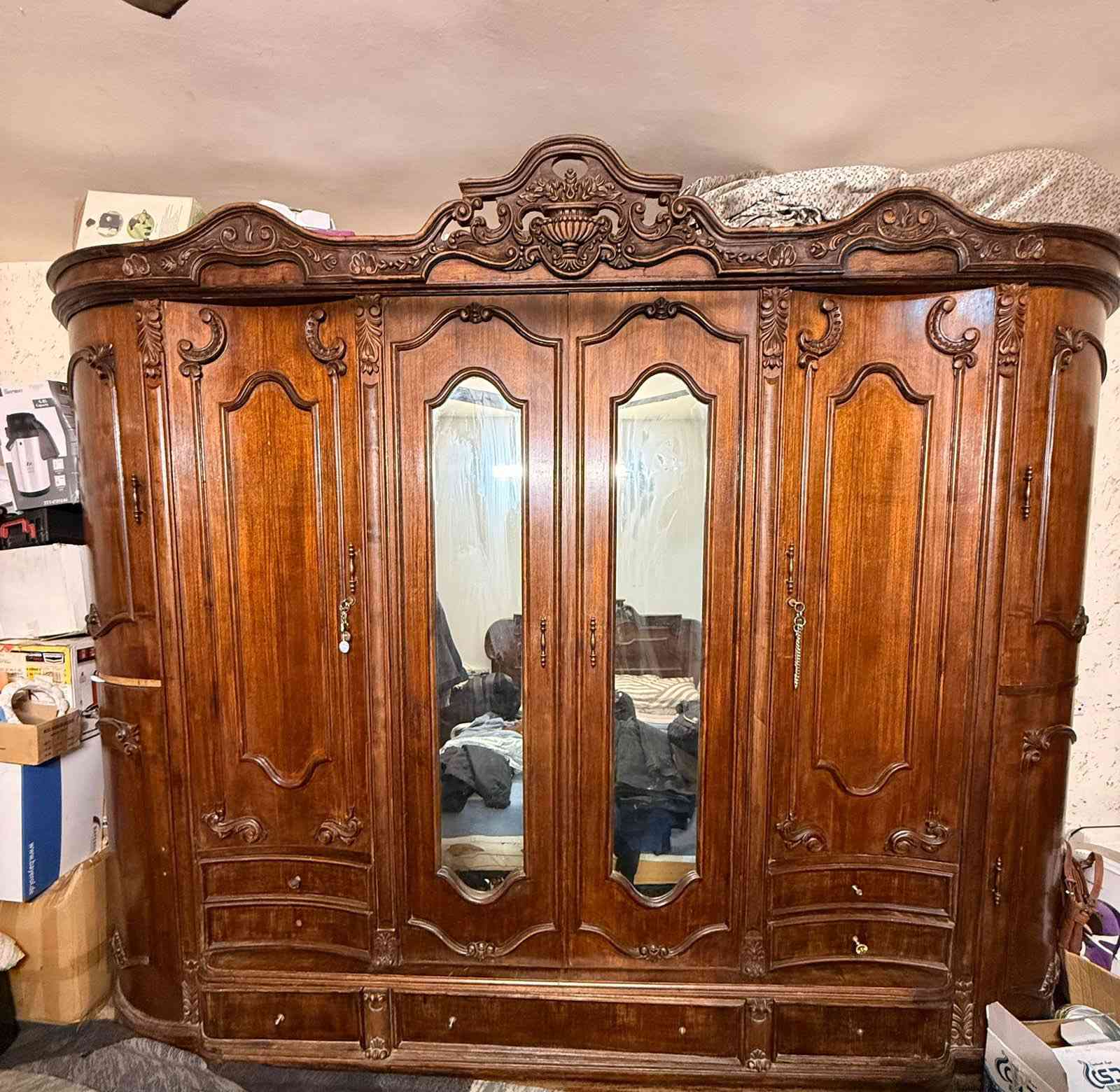 غرفه صاج داخل خارج  ،،،نقش يدوي،، شغل آيه المصري معروف بالكراده
وياه اربع قطع 

السعر مليونين وبيه مجال 

العنوان بغداد حي الجامعة


**إذا كنت صاحب هذا الإعلان وتريد حذفه لأي سبب، رجاءا أرسل رسالة إلى الدعم الفني**