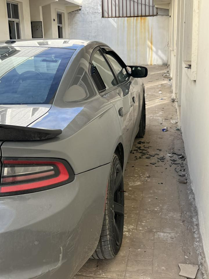 السلام عليكم
@چارجر موديل 19
لون إسمنتي 
3600
رقم سليمانيه
السونار موجود كدامك
***********
