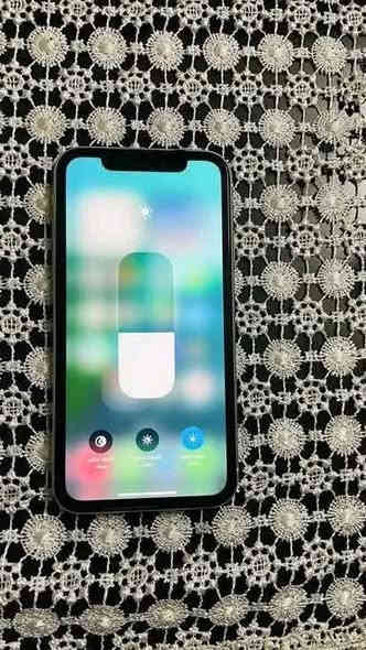 السلام عليكم اخوان أيفون 11 الون ابيض 
الذاكره 128
البطاريه 89لسعر 180
رقم الهاتف ***********📞📞📞
