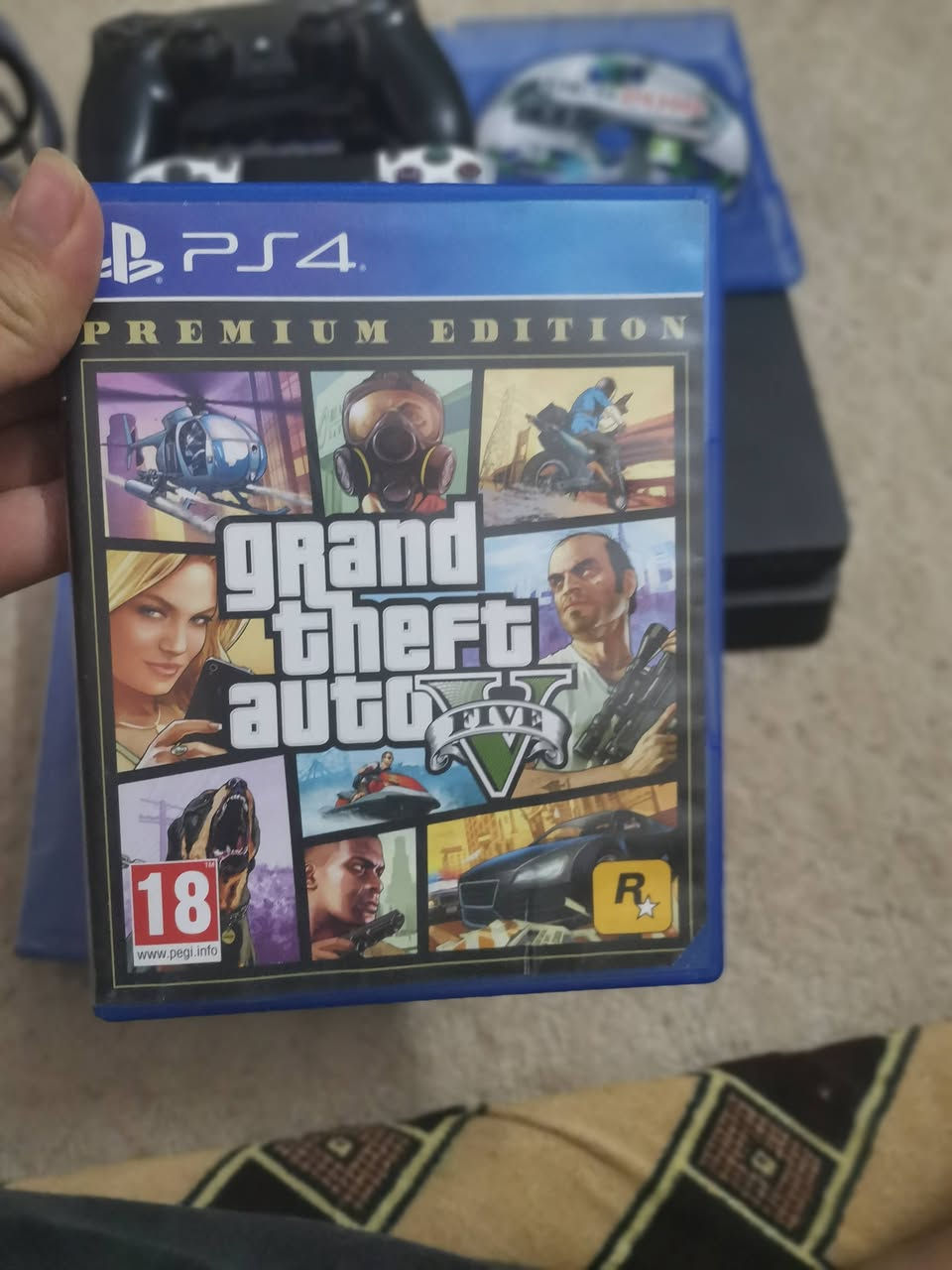 السلام عليكم
بلي ٤ سلم 💥💫

اونلاين تكدر تشغل يوتيوب وتكدر تلعب مع اصدقائك🌹
نظام ١٣.٠٤
كامل ملحقات عدا الكارتون 🌸💖

واير HD 💥

واير تشغيل 👍

مفتوح لغرض التنظيف فقط فقط 💝

يدتين وياه اصلي وتجاري ( التجاري بيها عطل ال L1 L2 عاطلات والمربع مرات ميتشغل بس اليده تشتغل وتعتبر افضل نوعيه تجاري 💖

الهارد نص تيرا 💗

وياه ٣ أقراص قويات كلش 💫.

Gta5🌷

PES 2018💓

God of War 4💥

 بس الأقراص ب ٥٠ صارن عليه ❤️

السعر ٢٠٠ وبي مجال للطيبين 💕

او مراوس ب بلي ٣ واخذ فرق ❣️

مكاني نجف ماعندي توصيل ❤️


**إذا كنت صاحب هذا الإعلان وتريد حذفه لأي سبب، رجاءا أرسل رسالة إلى الدعم الفني**