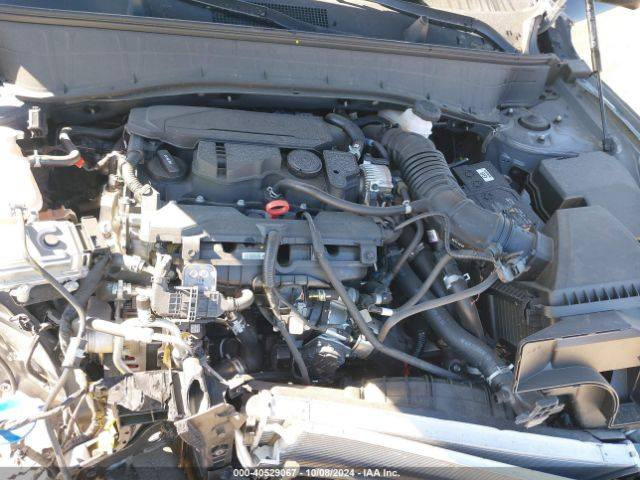 سلام عليكم كونا 24 لمتد فول الفول حاليا  السياره بعمان  ب90 بدون كمرك
***********
