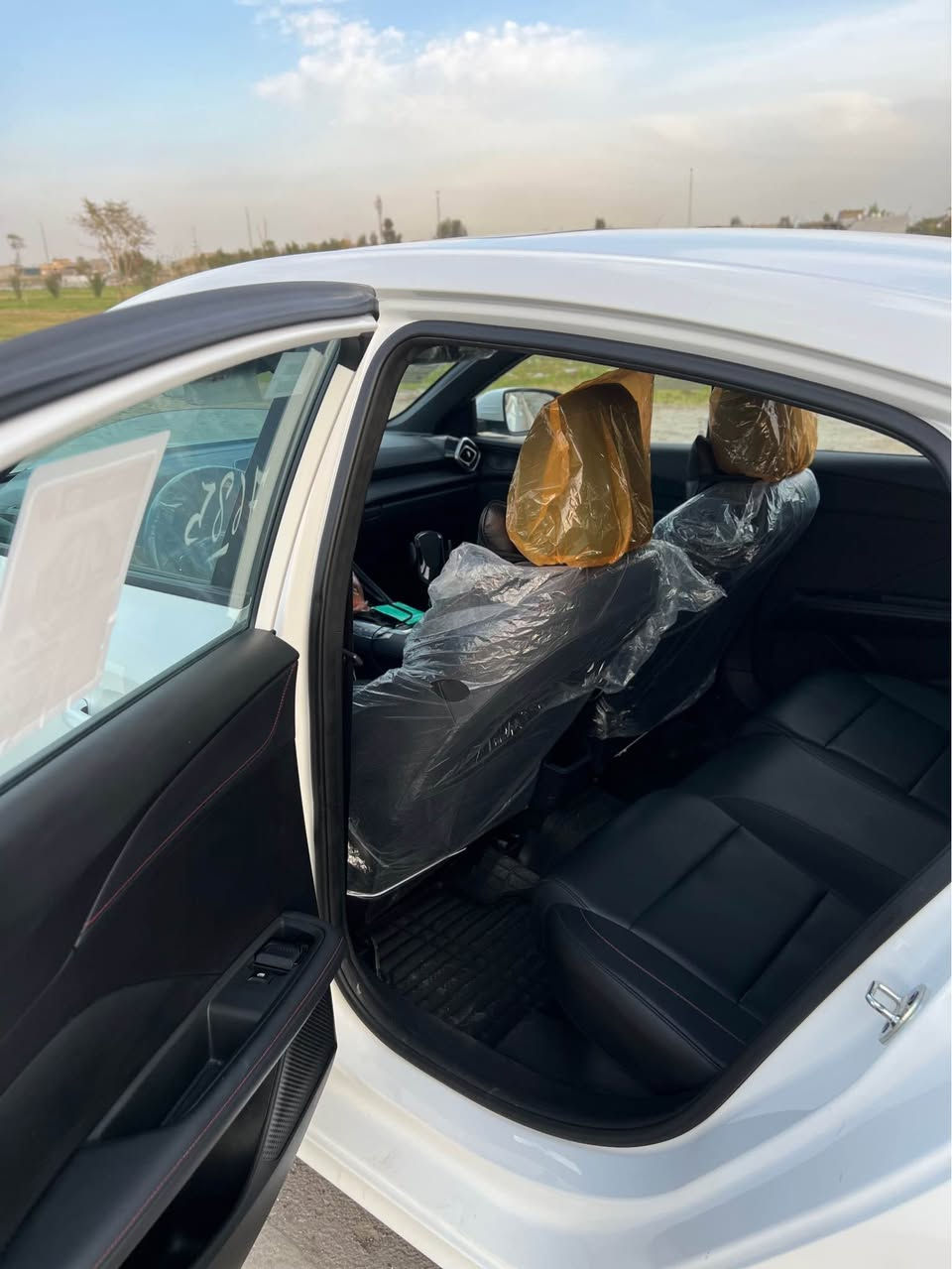 سلام عليكم
MG. GT. 1800 VVT SPORT🚀🔥
موديل 2024 
ماشيه 32 الف 
السياره تك بكركوك بل نضافه نضيفه وجديده الى درجه
مواصفات فوول فوول للأخير  
بانوراما
كشنات جلد
5 كامرات 
حساسات
رادار امامي
كير اوتو مو عادي
شرط دفتر الشركه والمثلث والطفايه و زي الحالات الطارئه مالتها وياها ممفتوحات
لايتات عدسات وزينون بلاد 
مري شفط 
بصمه
بصمه ابواب 
2 سويج
السياره تجي تفحص اذا بيها شخط واحد او رصعه الك حق تنزل بل سعر براحتك بدون شخوط وبدون ضربه وبدون رصعه نضافه 100‎%‎ وبل عافيه عل ياخذها😍❤️

رقم اربيل شرط تحويل شرط غرامات بس للأسف للشراي رقمها المميز مو وياها بوقت الشراء راح اخذ الرقم وانطيك رقم ثاني يتحول عل سياره و شي اصويلي وريحح بالك ❤️

كركوك (***********) كركوك, العراق
