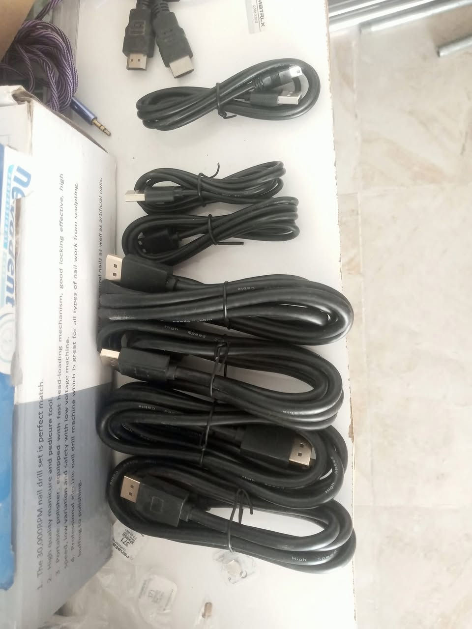 محولة كمبيوتر و حاسوب 🔥
تكدر من خلال هاذا جهاز تعرض شاشتين او ثلاثة شاشات كمبيوتر او حاسوب على شاشة واحدة و تحكم بهما بنفس وقت👇

1- يدعم دقة 4k
2- مع معدل تحديث 60 هرتز
3- تحكم بكل شاشات عبر ماوس و كيبورد واحد 

طالعة من امازون ماركة
بسعر 20 الف مع التوصيل


**إذا كنت صاحب هذا الإعلان وتريد حذفه لأي سبب، رجاءا أرسل رسالة إلى الدعم الفني**