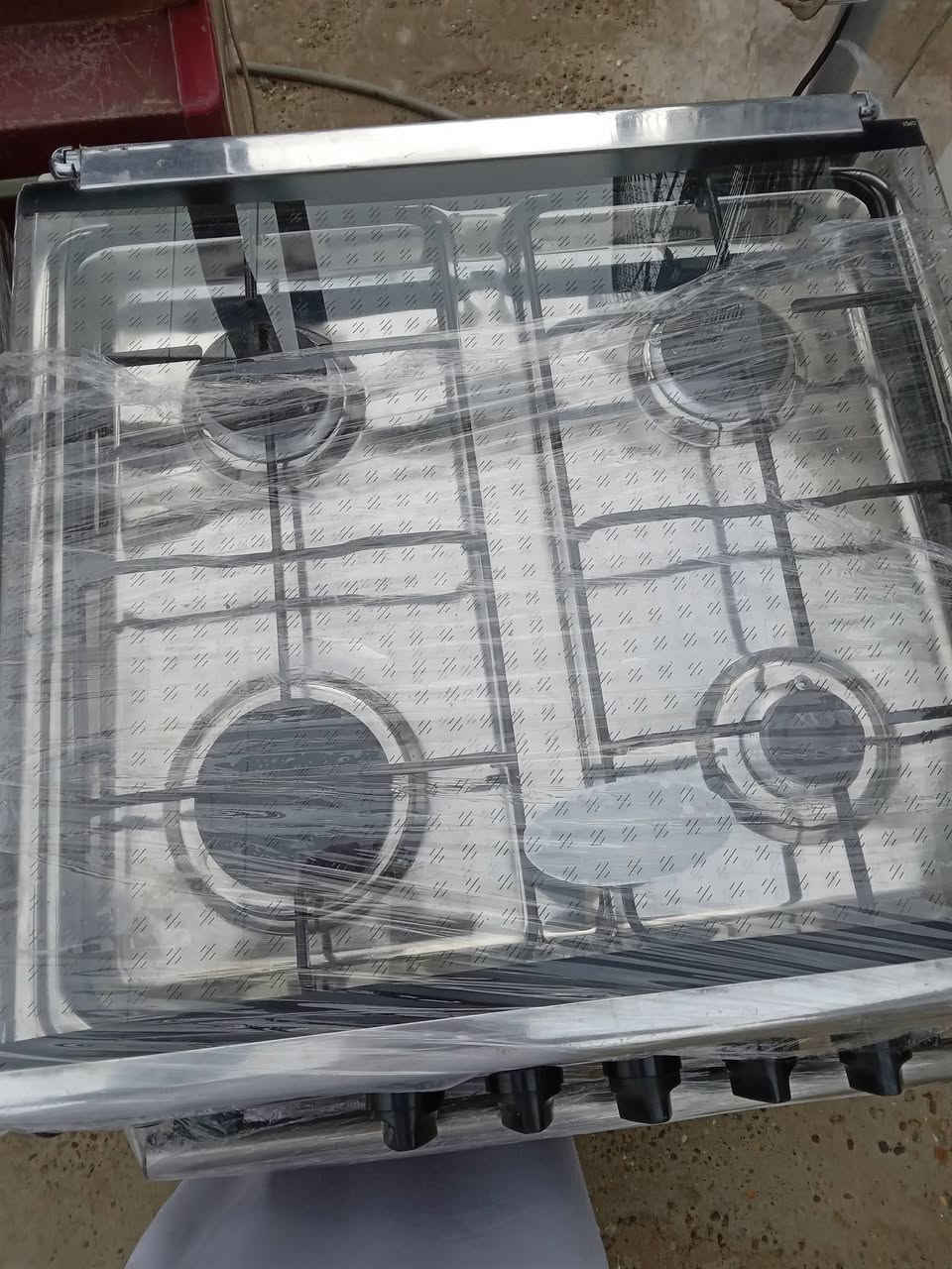 بسم الله وعلى بركة الله
طباخات أربعة عيون مصري ستيل مستعمل اخو الجديد نظيف جدااا 
ملاحظة: كل طباخ سعر
العنوان محل بلدروز مجاور ابو وطن للمفروشات 
الموبايل  ***********
