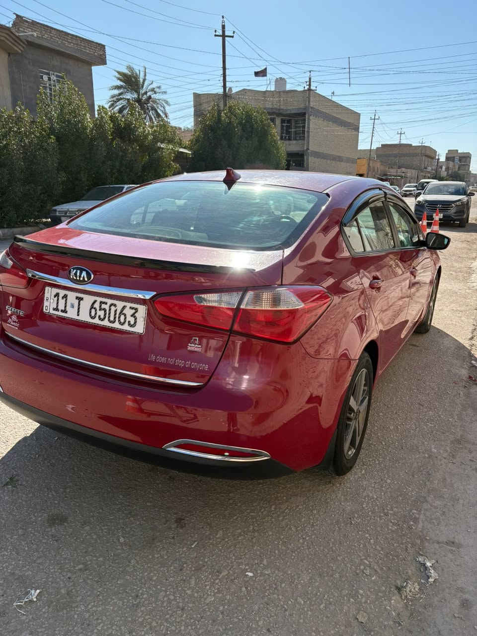 سلام عليكم 
سياره فورتي  موديل 2016
حادثها بمريكاء بنيد صبغ وجاملغ خلفي شي قليل بدون دواخل شواصي  الغود مكفوله 
سونارها موجود 
سياره نضيفه وممتعوبه  
مكاني غزاليه شارع المركز 

سعر 112 وبيها  مجال قليل  
للستفسار ***********
