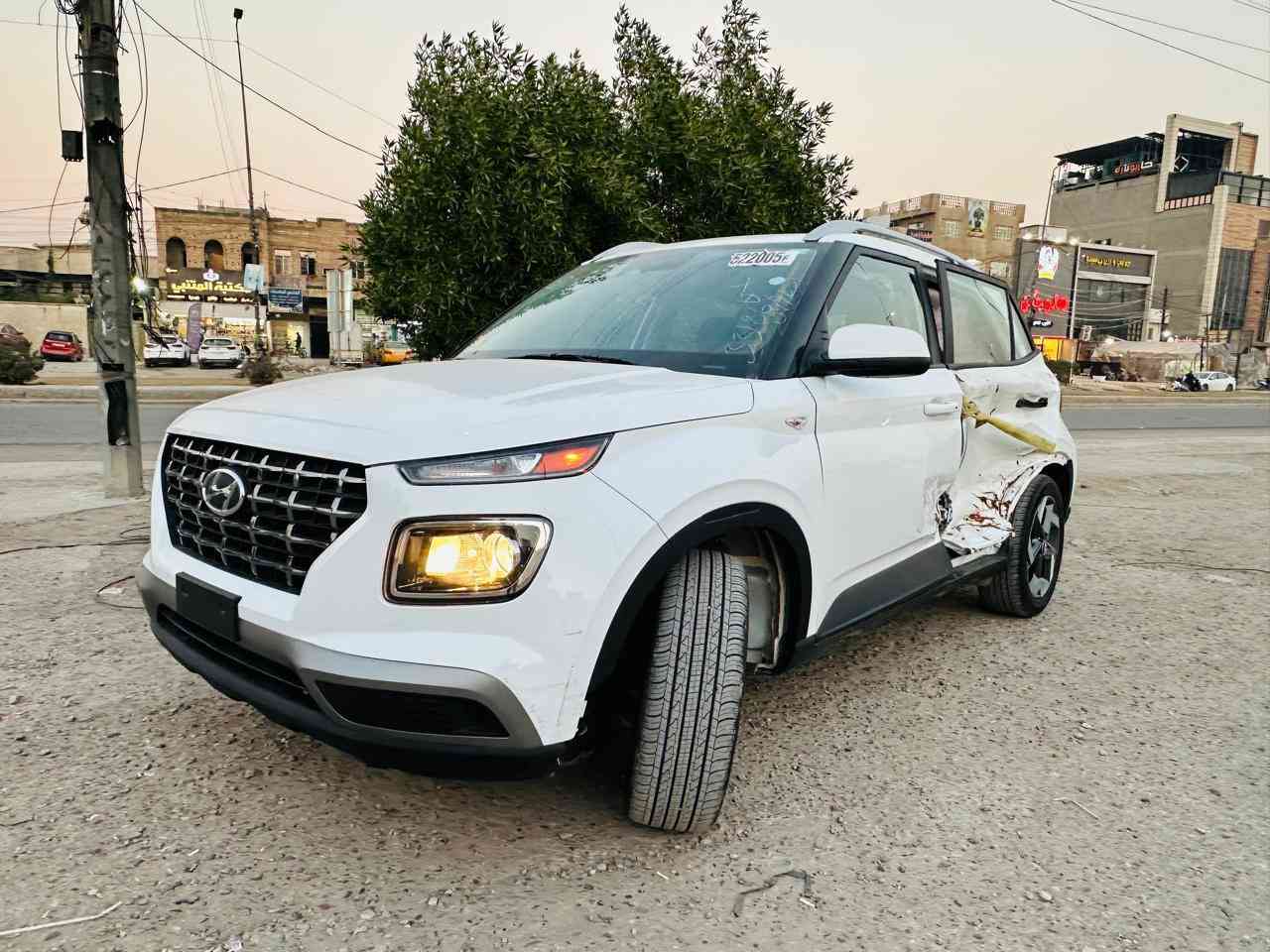 السلام عليكم فينو للبيع 
مديل : 2024
ماشيه :3000 mi
حجم المحرك : 1600 دبل نوزل 
مواصفات : فول الفول 1/1
حادث موضح بالصور مكفوله من الدواخل لا لغد ولا شاصي ايرباك برده فقط حادثها جدآ بسيط  .
 للاستفسار ***********
