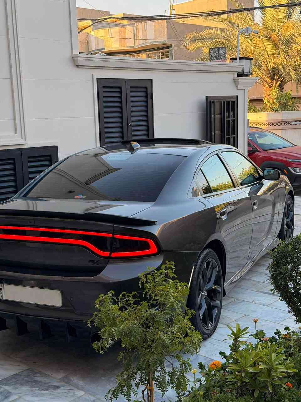 جارجر ارتي ماكس موديل 2022 وارد امريكي
مكفوله كلين تايتل ماشيه ٤٦ الف رقم سليمانيه تحويل ثاني يوم السياره مواصفات فول ١/١ مزوعه شنو البالك بيه السياره متتقارن باي جارجر لان اشكد ماكتب جديده السياره تجي بلحقيقه اشوفه بعد اجدد 
السعر287 ورقه وبيه مجال 
مكان السياره بغداد 
للاستفسار ***********
