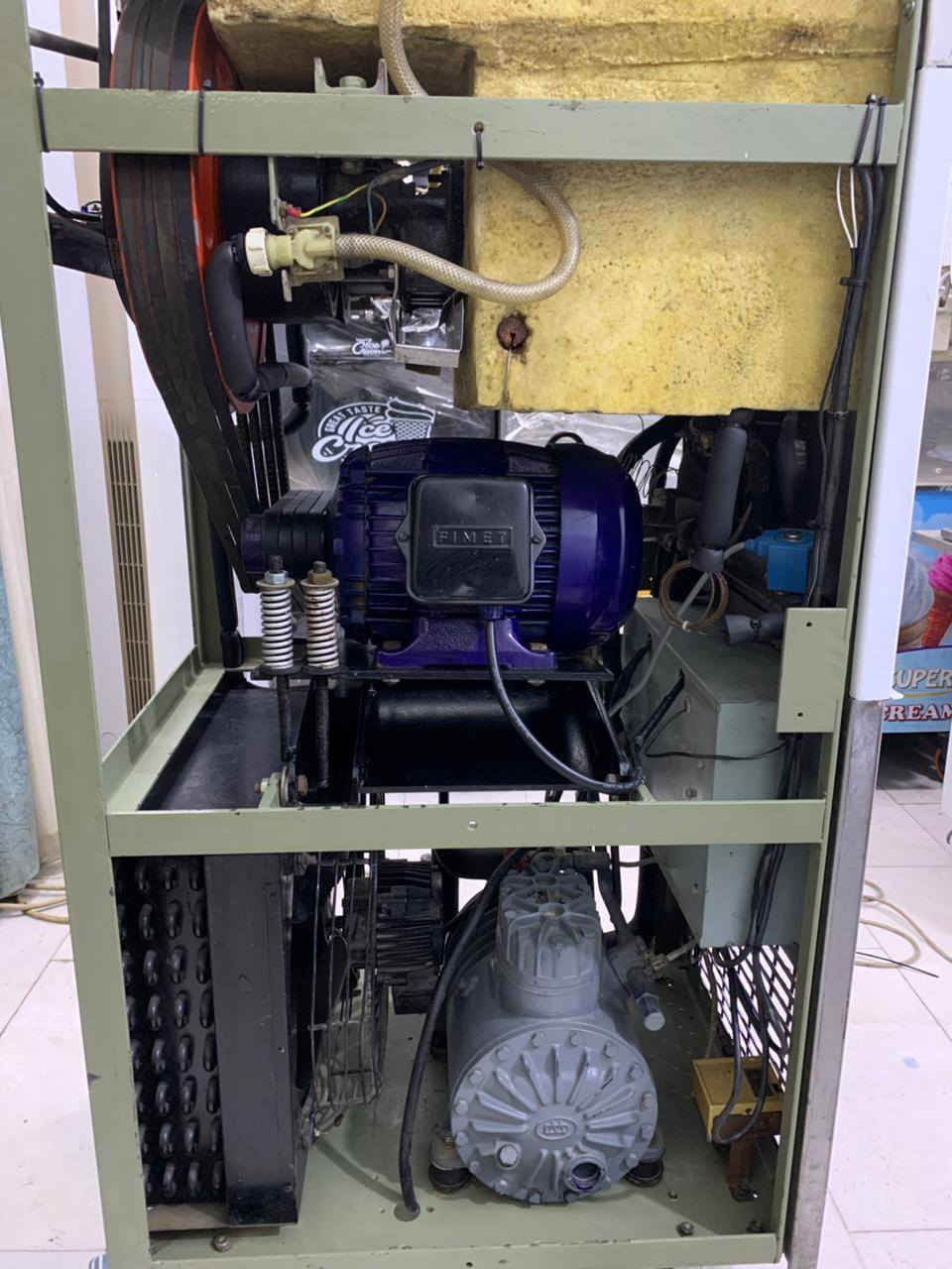 مكينه سوفت كربجاني جامبو نضافه 100%/ ***********
