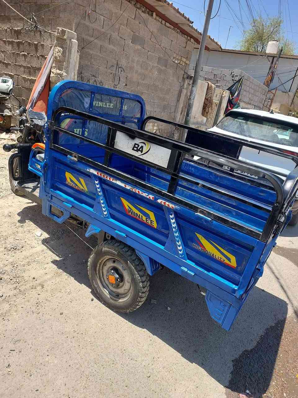 البيع الحجم الكبير مابيه اي نقص جاهزه بطاريات كبار مصطره سعر 950 سكن بغداد متواجد خاص او هاذه رقمي تحياتي ***********
