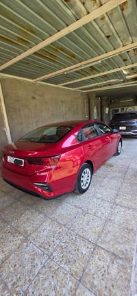 للبيع للبيع  كيا سيراتو  الون احمر  موديل 2019 مكفوله من الحادث والصبغ...