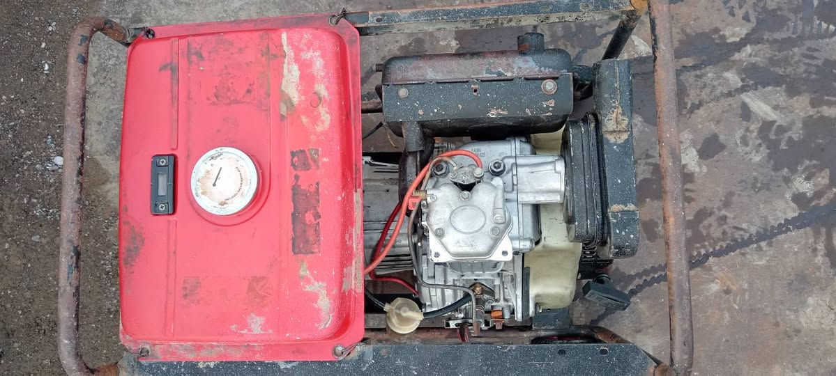 مولده كاما للبيع شرط لانفق ولاصرف شرط شغاله كلشي مابيها الشراي يتصل
***********
***********
