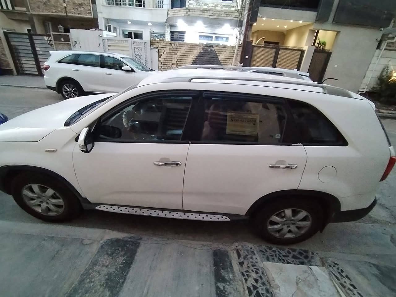سورنتو ٢٠١١ خليجي محرك ٢٤٠٠ دوش رقم بغداد بأسمي بيها صبغ حزام اثر شخوط بدون دواخل صدر امامي خلفي جديد تبريد شغال كير محرك ممتاز تخم تاير جديد  مكان السياره بغداد حي الفرات السعر ١٢٠ ورقه وبيها مجال  ***********
