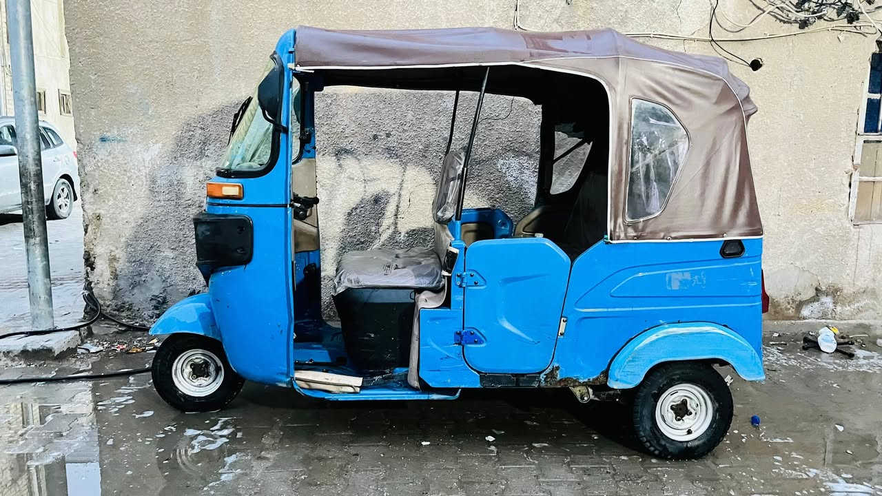 السلام عليكم تكتك للبيع ٢١ بيه ضربه بل لغد الأمامي شوي ما مرجعه العنوان بغداد الشعله السعر ٨٠٠٠ وبيه مجال
***********
