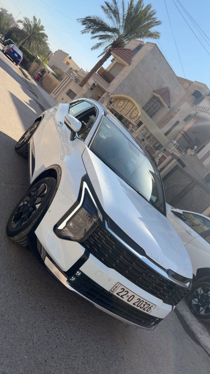 السلام عليكم
سبورتج 2026 ضمان شركه نيم 
السياره فول اعلى مواصفات بالسبورتج بالشكل الجديد
ماشيه 430 كيلو فقط زيرو
مكفوله من كلشي 
بانوراما 
٥ كاميرات 
حساس امامي خلفي 
تدفئه تبريد كشن
كشنات كهرباء
داخل جملي 
جنطة كهرباء
شاحن وايرليس 
السعر 29,200$ وبي مجال بسيط 
للاستفسار الاتصال على الارقام 
***********
***********
