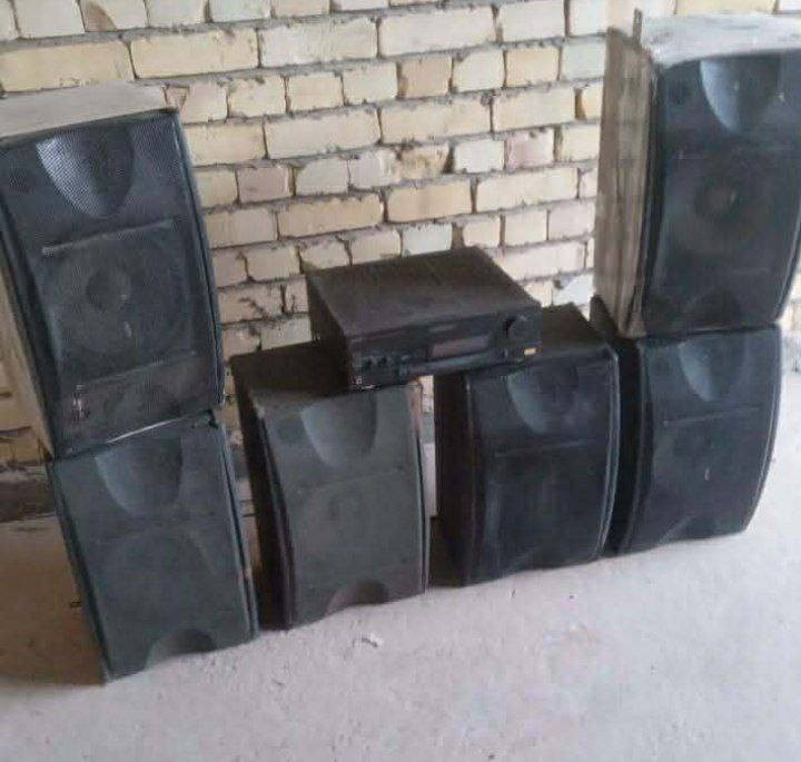 مرخصه المدير

سبيكرات وياهنن مضخم صوت للبيع سستم صوت مال كوفي والجهاز اللي بالنص  أمبليفاير Onkyo (ريسيفر صوتي)، يُستخدم لتشغيل وتقوية الصوت وتوزيعه على السماعات تواصل وتساب أو هنا ***********
