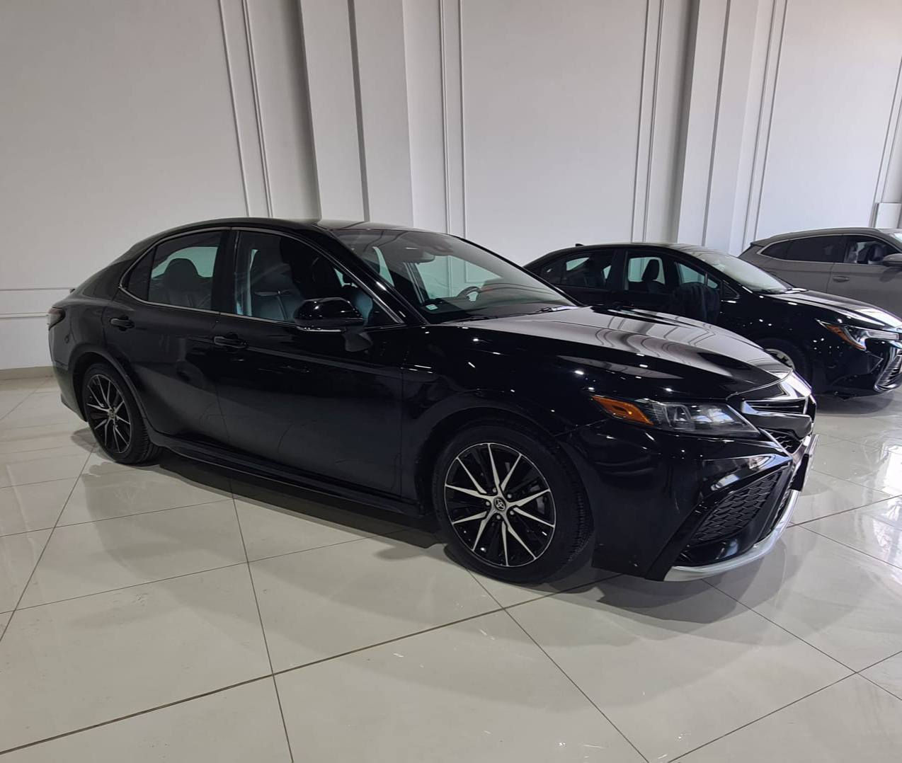 تۆیۆتا کامری  2022مواصفات SE
پیش کەپس بی ایرباگ
رەقم اربیل
رەنگ رەش
کوشین جلد و کارەبای
بریک بەسمە
رادار 360 دەرەجە
رادار( بیشەوە+دواوە+ ئاوینە)
تحدید مسار
ئۆتۆستۆپ
شاشەگەورە
 97میل ڕۆشتوە

سعر لە کۆمێنت داوابکە ڕاستەخۆ بۆت دیت 📩 

سەیارە جاملغو و سندوق و کەمیک جاملغی دواوە بۆیاغه

ژمارەی خاوەنی 
***********
واتساب
