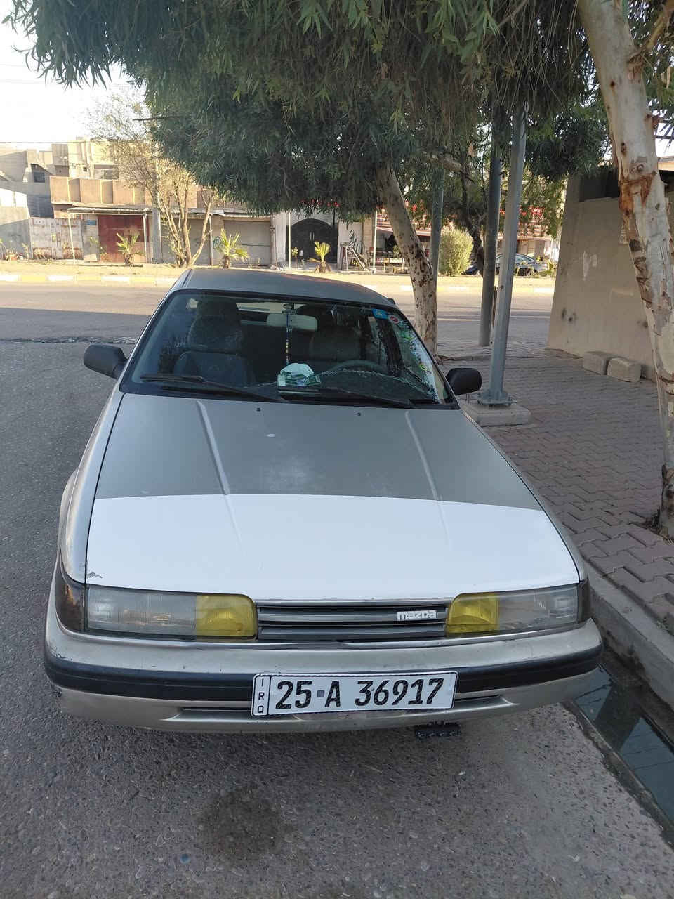 السلام عليكم 
مازدا ٦٢٦ /موديل ٨٩ /رقم كركوك
محرك ٨ بخ كير اوتوماتيك ،جام كهربائي 
هزة جديد ،سنوية بسمي ،كابون بانزين، ،  
 باب الخلفي صبغ بدون داخل 
السعر ٤٥ وبيها مجال
الاستفسار 
***********
***********
