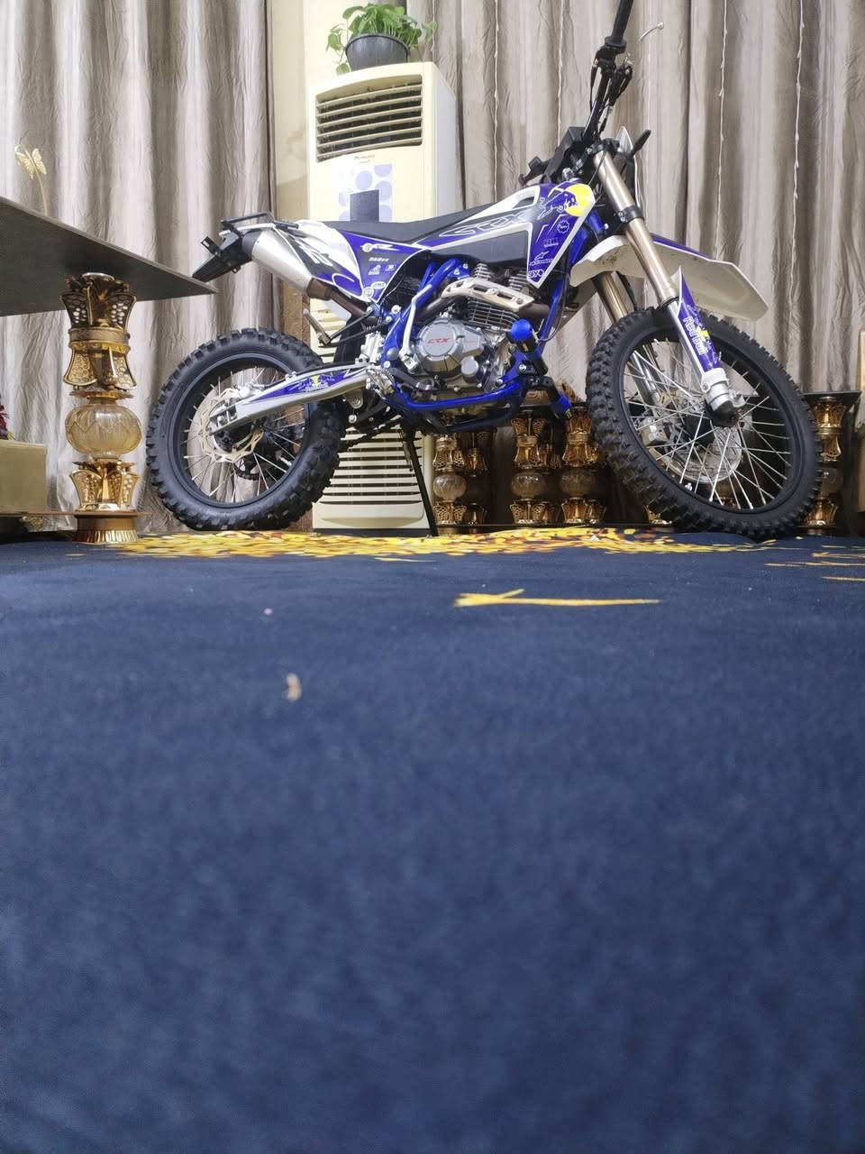 سلام عليكم
قفاز crx 350cc موديل2025
دراجه كفاله كفاله كفاله برغي ممفتوح بيها
السعر 1800 وبيها مجال
مكاني بغداد زعفرانيه
***********
