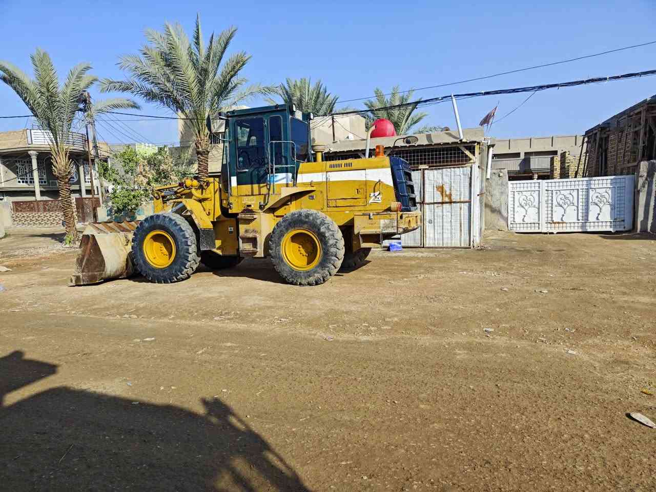 للبيع شفل كاوسكي حجم65ياباني مكينه ازوزه موديل 1997للستفسار الاتصال على الرقم ***********
