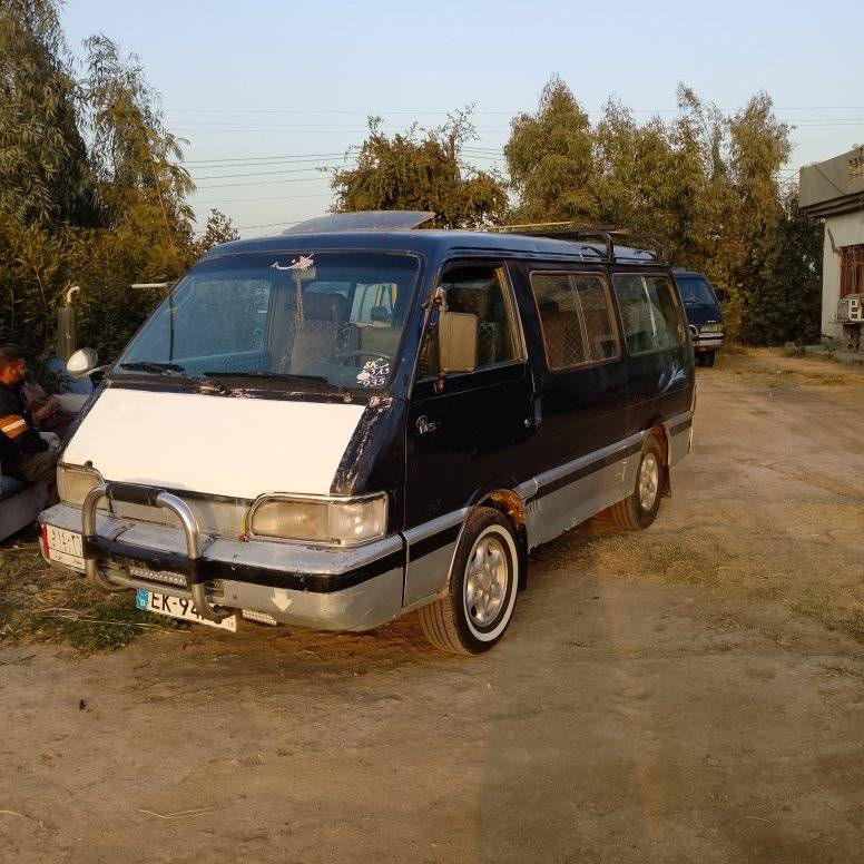 السلام عليكم ورحمه الله كيا بستا للبيع 1994 سنويته لل26 ابيع وكاله السياره خير من الله مناقصه شي محرك مجفت قبل 20يوم لاتنقيص ولا تبخير مكان السياره ابو اغريب ***********
