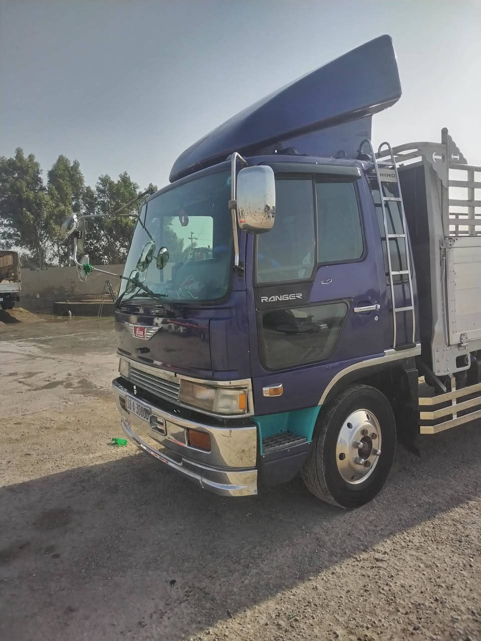 سلام عليكم للبيع هينو طيره موديل 94 تخم تاير 19 ونص سته وربع بلاد مكينه سبعين سوبر ستندر سياره جاهزه للعمل رقم بابل دولي تحويل ثاني يوم سعر 172 وبيه مجال لاستفسار *********** & & ***********
