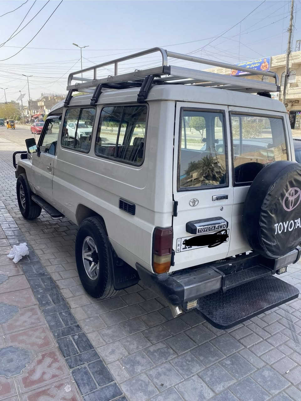 السلام عليكم ورحمة اللّٰه وبركاته
لاندكروز حوثيه محرك كاز بلادي موديل 1997 كاملة من كلشي تدفه تبريد تخم تاير دوشمه جديدة رقم سيارة إنكليزي جديد السعر 95 ورقه عنوان سيارة بغداد رقم الهاتف
***********
