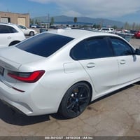 🔥 BMW 330e M Sport 2022 للبيع 🔥 ▫️ وارد أمريكي - استيراد ألماني ▫️ لون...