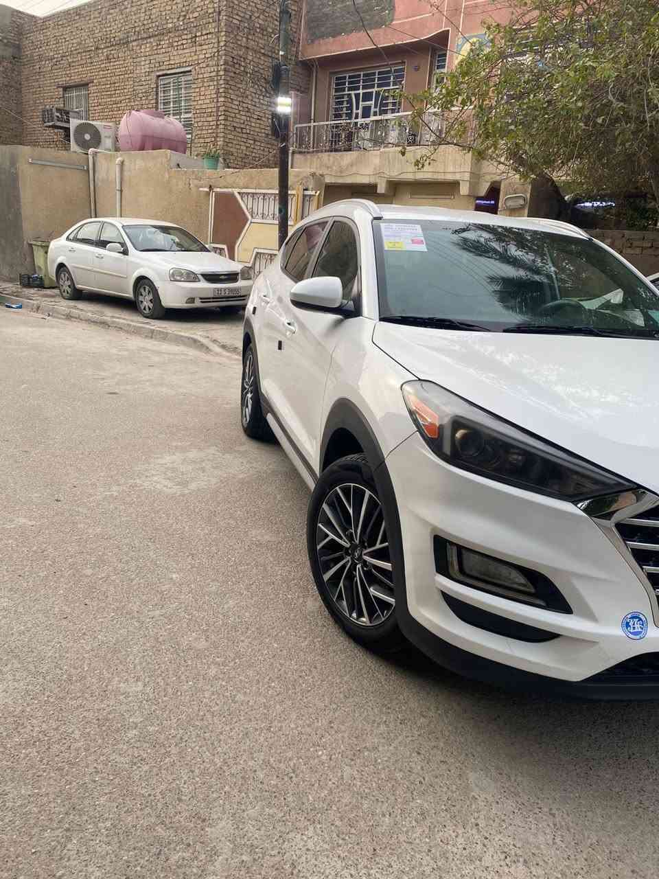 السلام عليكم
توسان موديل 20

وارد أمريكي

حادث بنيد نفسيته راجع جاملغ سرقة

بدون دواخل

السيارة نص فول

المواصفات

سايد بريك بصمه

تشغيل عن بعد

رادار جانبي

المكان بغداد 
*********** للاتصال
