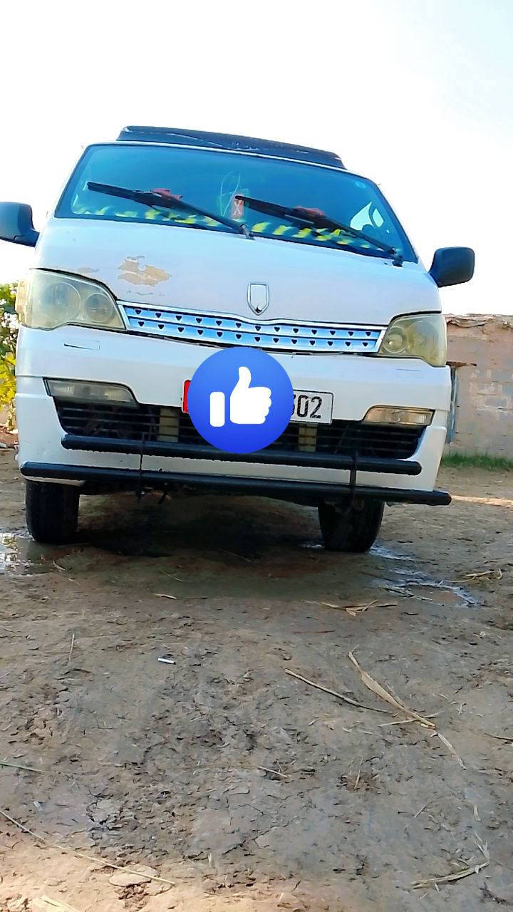 سياره جنبي 2014 سنويه 31 السعر 67 مجال بسيط ***********
