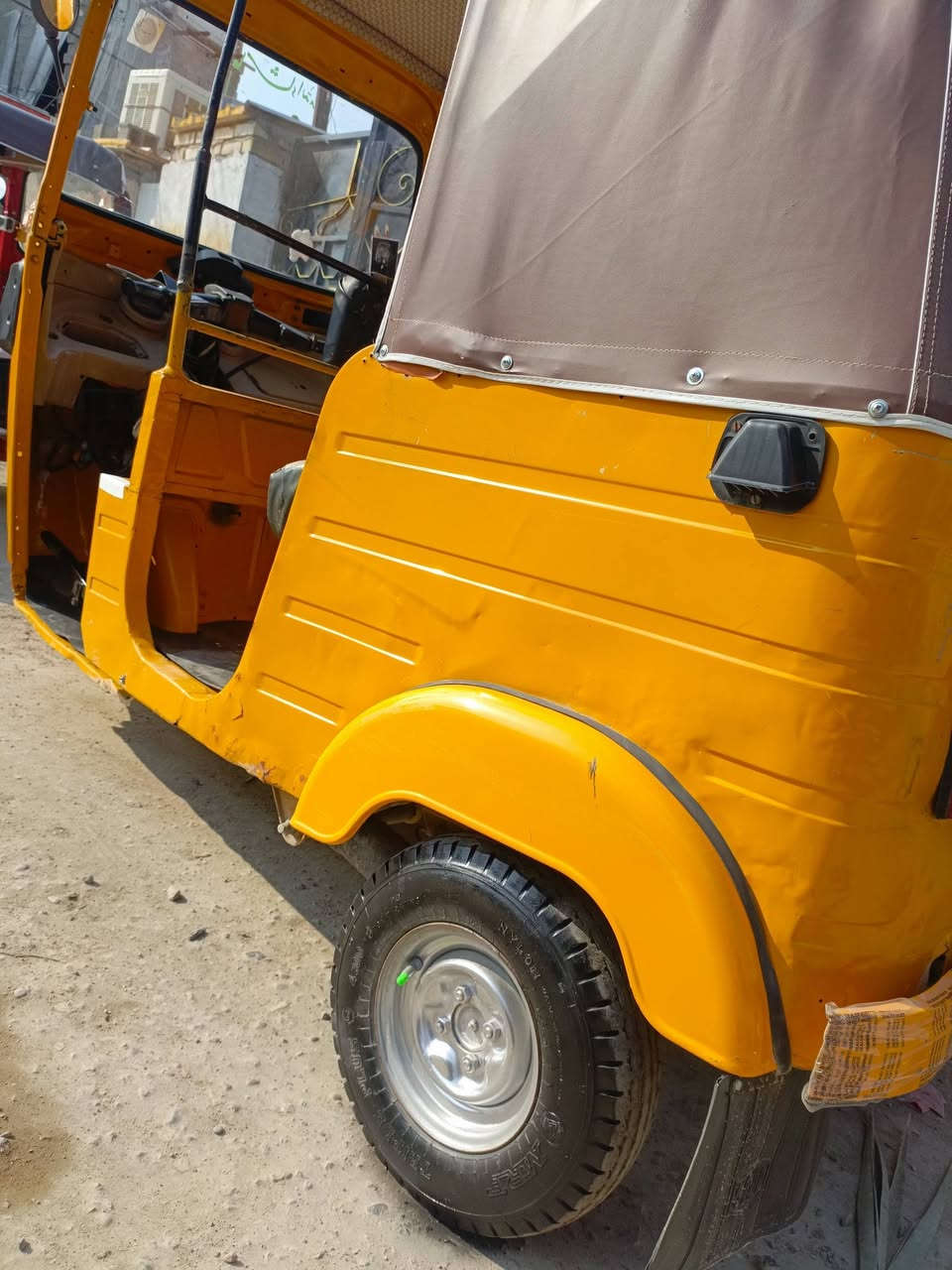 تكتك للبيع موديل 19شهر 11رقم وسنويه بغداد نكليزي تحويل ثاني يوم تكتك معمره بيه دوس  السعر 5400وبيه مجال مكاني الشعب ***********
