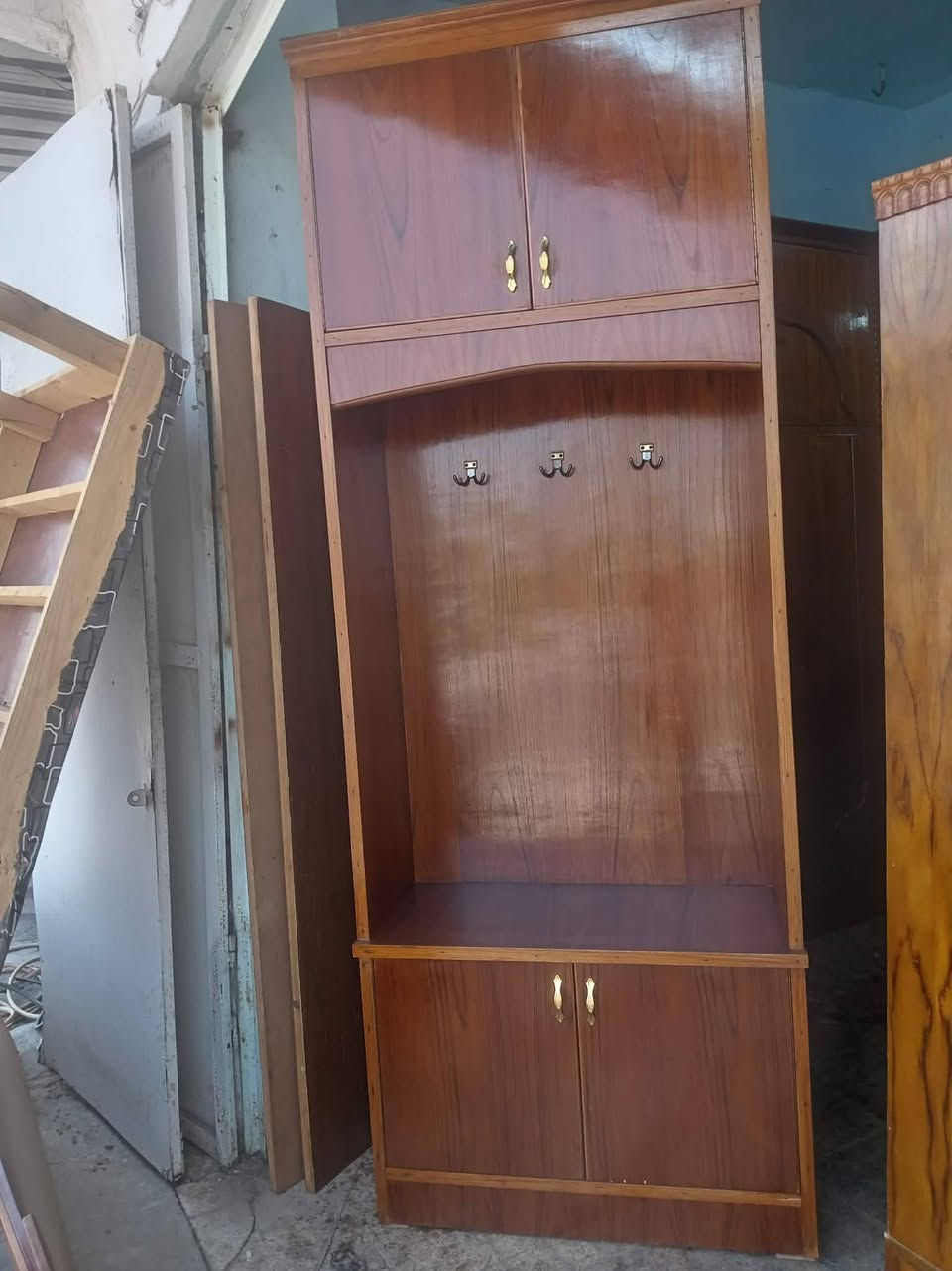 غرفة ٥باب صاج ملحق شغل ثقيل جدا نظيف توصي ظهر جمبر جاهزة شغل درجة أولى السعر ٦٧٥ قفل تواصل خاص ***********

