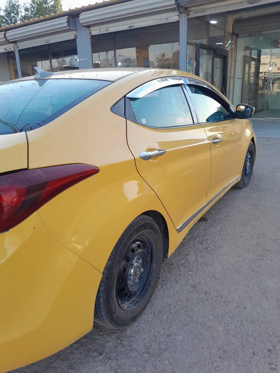 السلام عليكم
النترا 2015 مصفرة خط وبحث سنوية 2029 حادث جاملغ ورا ع السونار مبدل محرك حاوية قبل اسبوع تبريد شغال تخم تاير جديد 
***********
التواصل اتصال فقط
