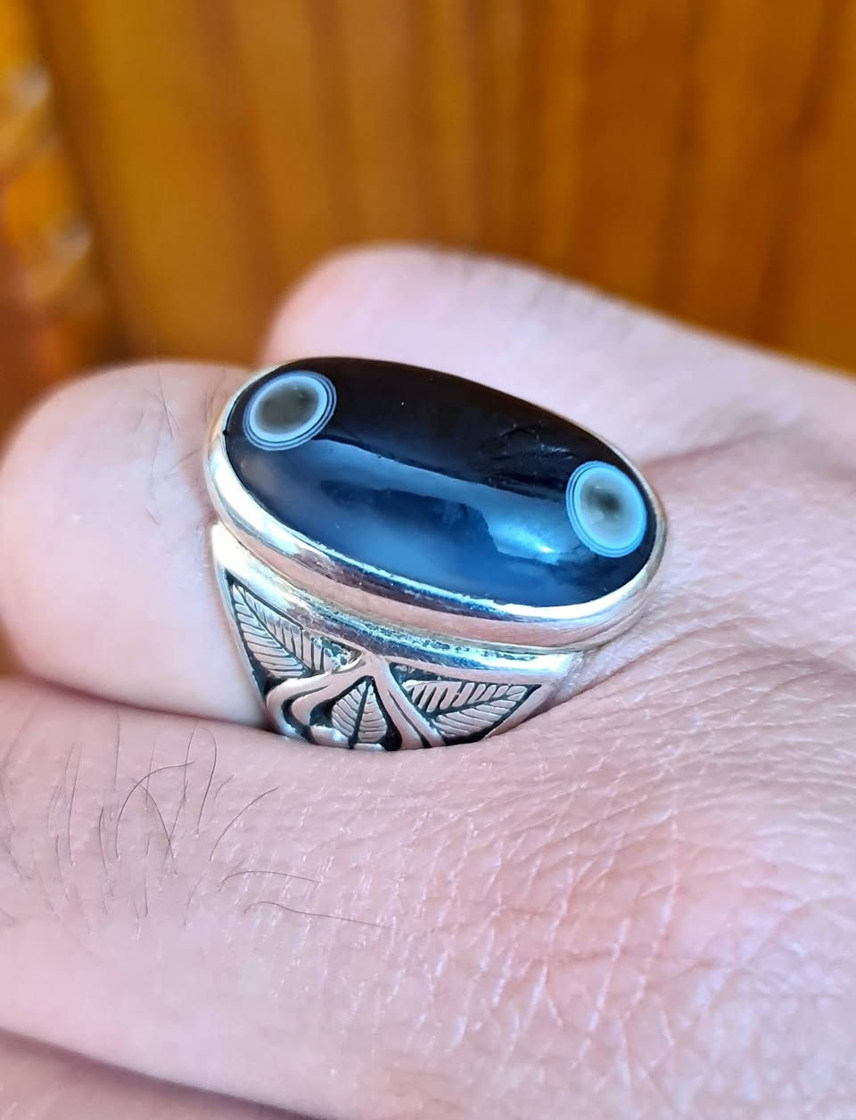 للبيع سليماني عينتين حجم راهي اسود اعيون رصاصي صياغة يدوية يوجد توصيل قياس 24


**إذا كنت صاحب هذا الإعلان وتريد حذفه لأي سبب، رجاءا أرسل رسالة إلى الدعم الفني**