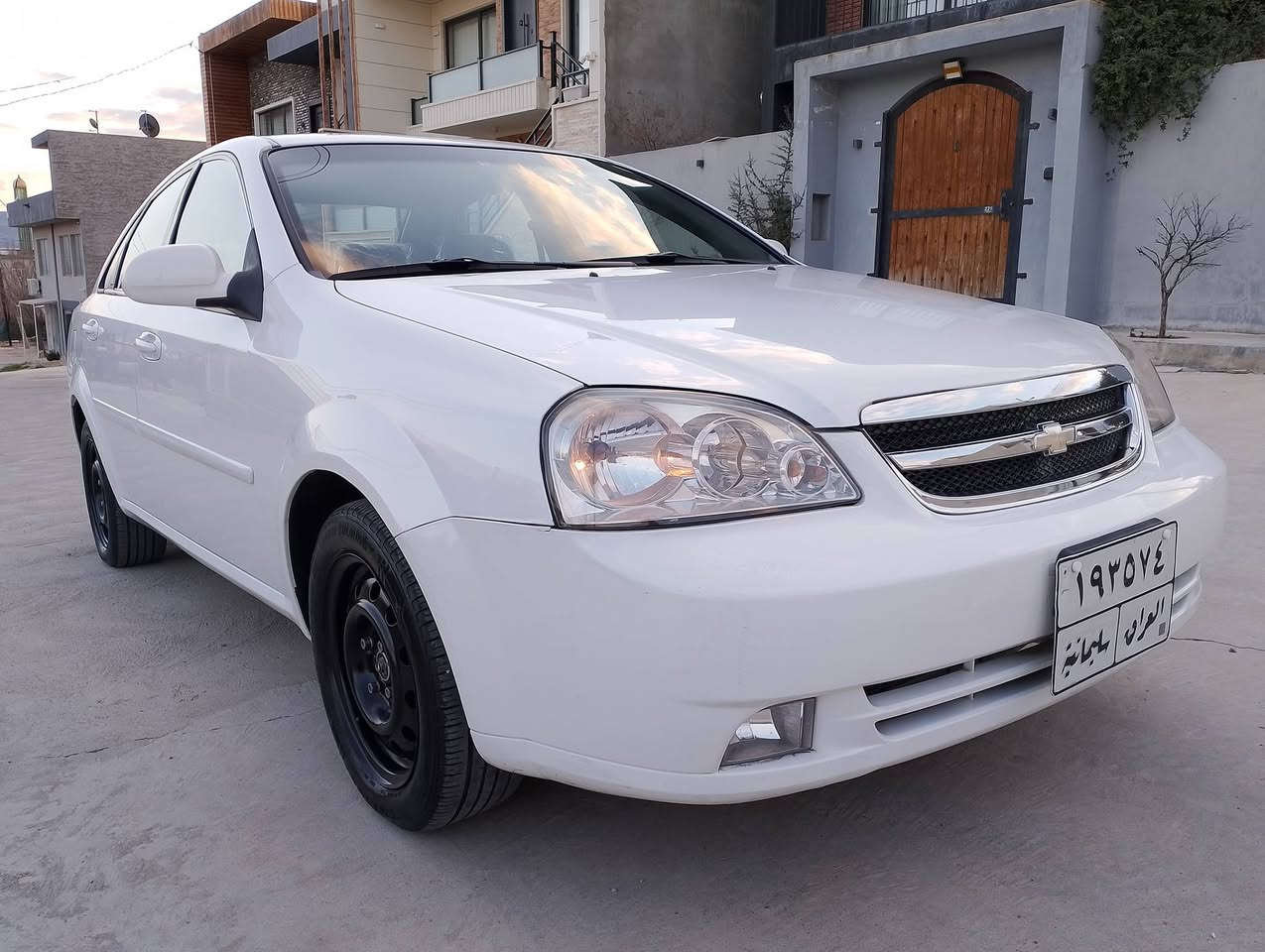 ئؤپترامؤديل2013بي بؤياخ بي ساردمه گينه نه كروه ته وه گيره ئؤتؤماتيك سه نه وه تازه به سه  رچووچوارتايه ي تازه   سياره مه سره ف تيا نيه زؤرپاك 98گه لا ***********
