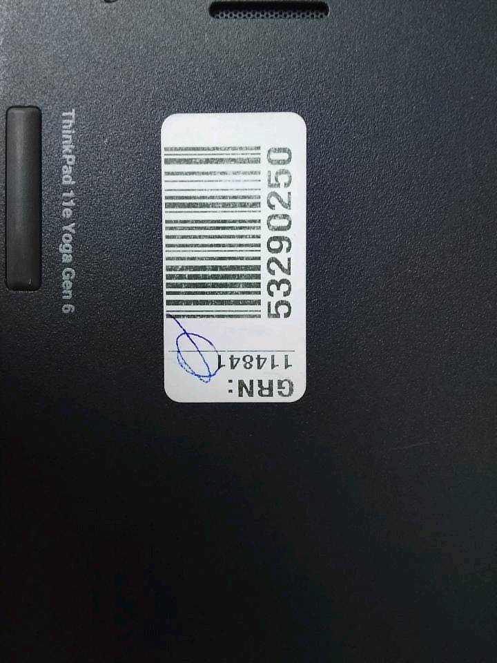 Lenovo ThinkPad Yoga 11e Gen 6
جهاز لابتوب 2-in-1 (ينفتح 360 درجة ويصير تابلت)
🔹 المعالج: Intel Core i5 (جيل ثامن)
🔹 الرام: 8GB DDR4
🔹 الخزن: SSD 256GB
🔹 الشاشة: 11.6 إنج HD لمس
🔹 كرت الشاشة: Intel UHD Graphics
🔹 كاميرا أمامية
🔹 بطارية جيدة
🔹 هيكل قوي (سلسلة ThinkPad معروفة بالتحمل)
🔹 نظام Windows 10 / 11