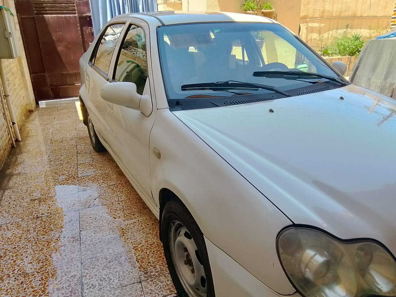 سيارة للبيع سي كي بأسمي
محرك بداية نفخ
كير شرط 
بيها ضرر تحرير مبدل قبغ وصبغ دوائر 

سعر 38 وبيها مجال 
رقم ***********
مكلف بالنشر الاستفسار فقط عالرقم
