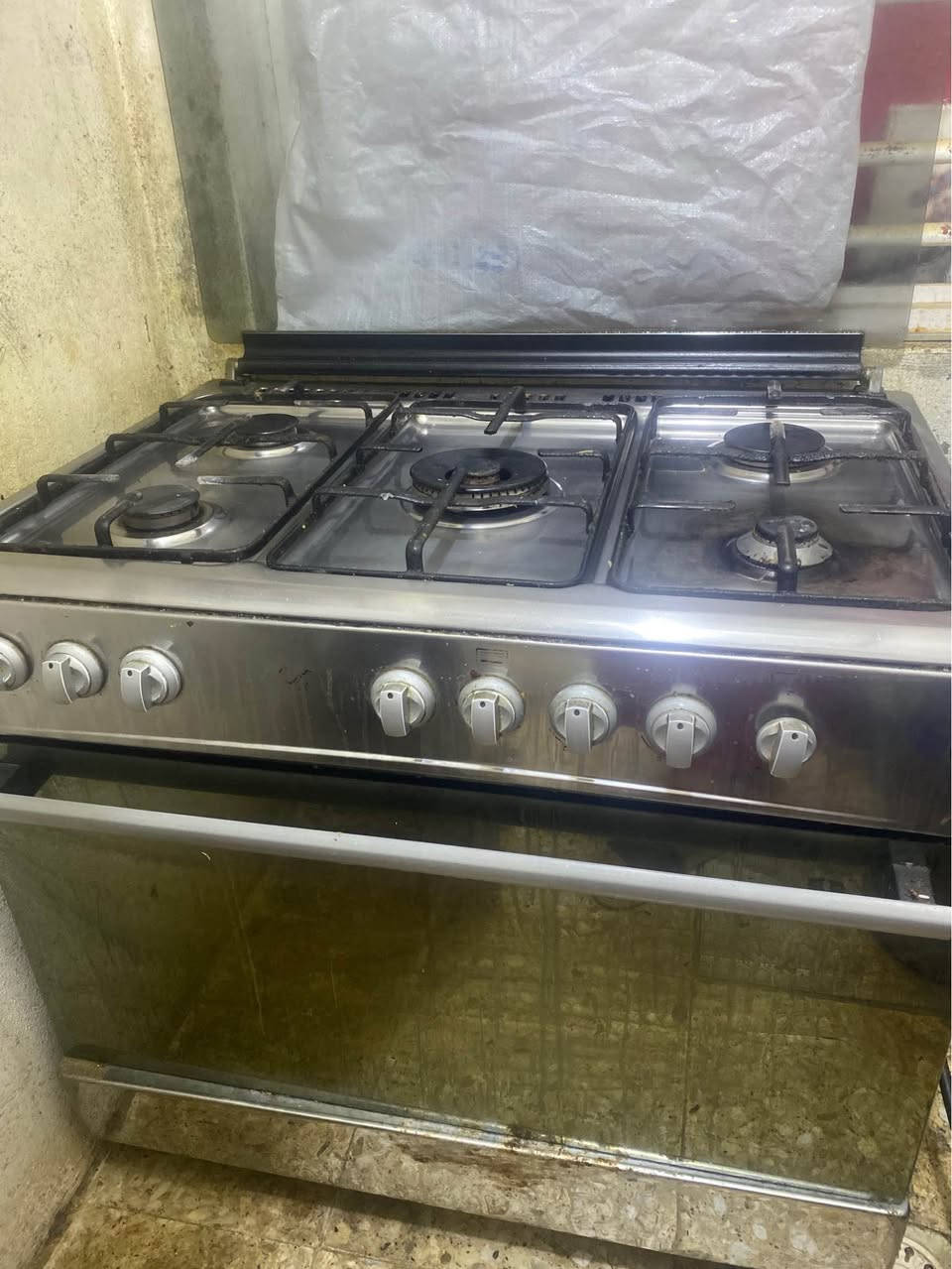 طباخ 5مشاعل شغال والفرن شغال مابي اي ضرر السعر 125المكان الدورة بغداد, العراق


**إذا كنت صاحب هذا الإعلان وتريد حذفه لأي سبب، رجاءا أرسل رسالة إلى الدعم الفني**