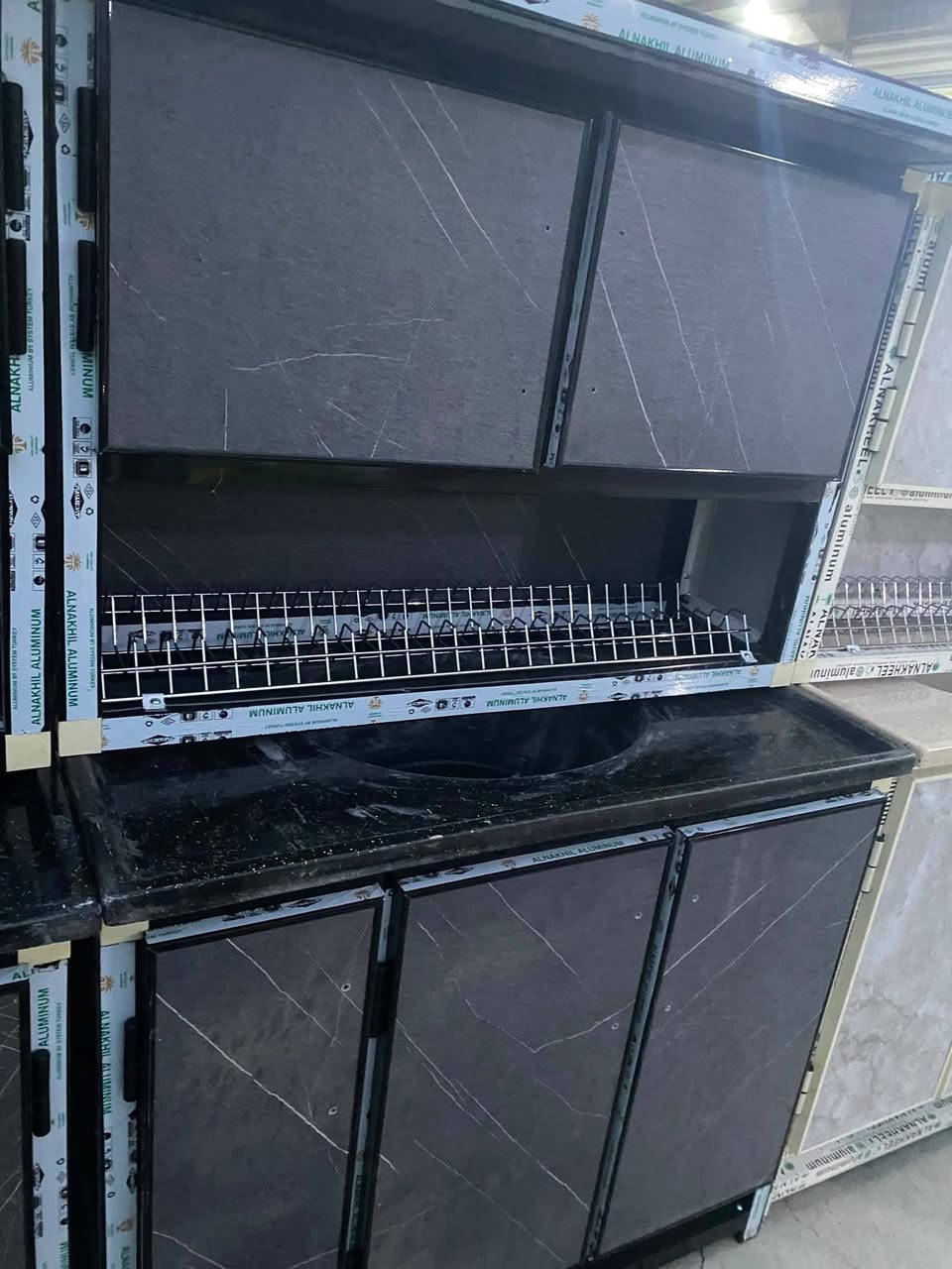 السلام عليكم توفرت كاونترات وجبه جديدة متوفر جميع القياسات ولالوان
العنوان شارع ٤٠معرض المدينه للاثاث عروض راس السنه🔥
***********
