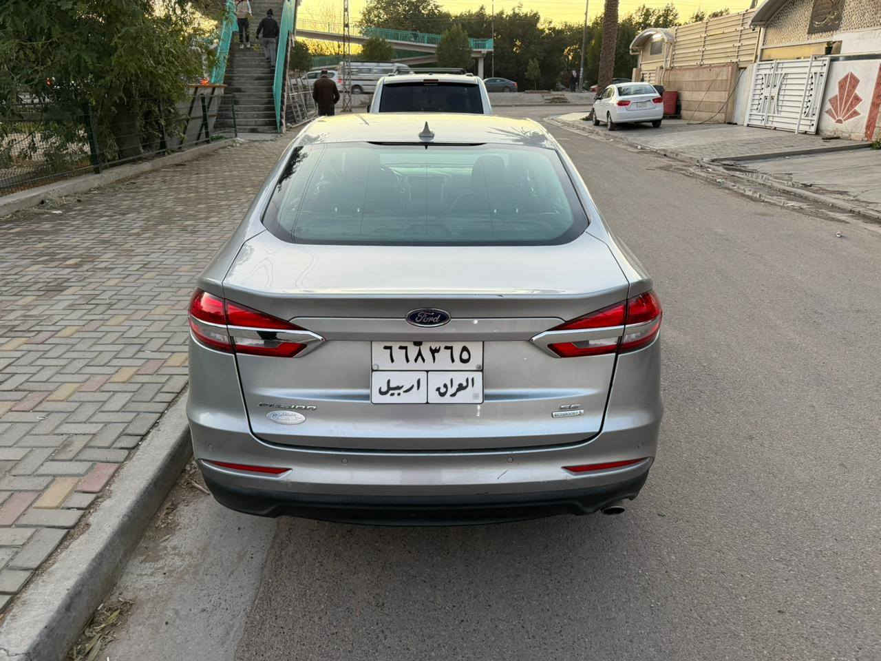 السلام عليكم
فورد فيوجن موديل ٢٠٢٠ مواصفات SE للبيع

مكينه حجم ١٥٠٠ توربو  ماشية ٩٤ الف ميل رقمه اربيل  

مواصفات الSE معروفه

السيارة بيها الباب لبصف السايق مصلح ابيعها مبدل وصدر كم قطعه تحتاج تبديل 

تخم تاير جديد 

 السعر( ١١٥) ورقة

مكاني بغداد حي العامل 

 ***********
