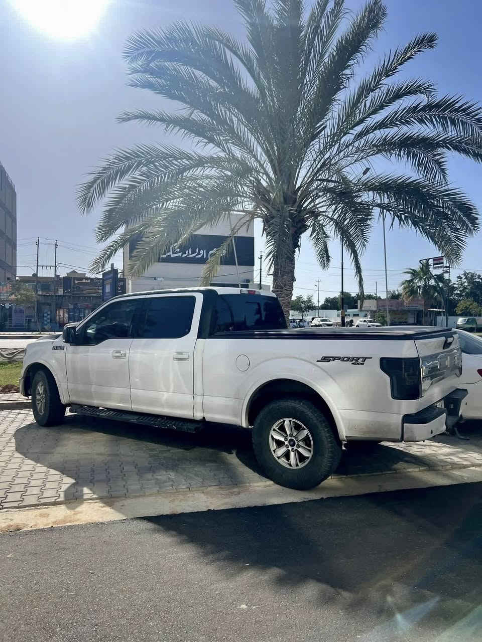 فورد F150 للبيع او مراوس
XLT 2017

                                                                محرك: ٨ سلندر 

‎محرک:٥.٠ مرغوب 

‎باب طويل بدي طویل 

‎كشنات جلد

                                                                        شاشە كبيره

‎بريك بصمه

‎التحكم في الجر 

‎تخم حساس 

‎كاميرا خلفية‏

                                                                            کییر طرح

                                                          کیر محرک مامفتوح 
                                     حادث جاملغ جهة السايق وبنيد 

‎ سیارە ماشیە 123,000 ميل

                                                         سنویة  هزة  جديده

                                                                         باج تضليل 

***********
