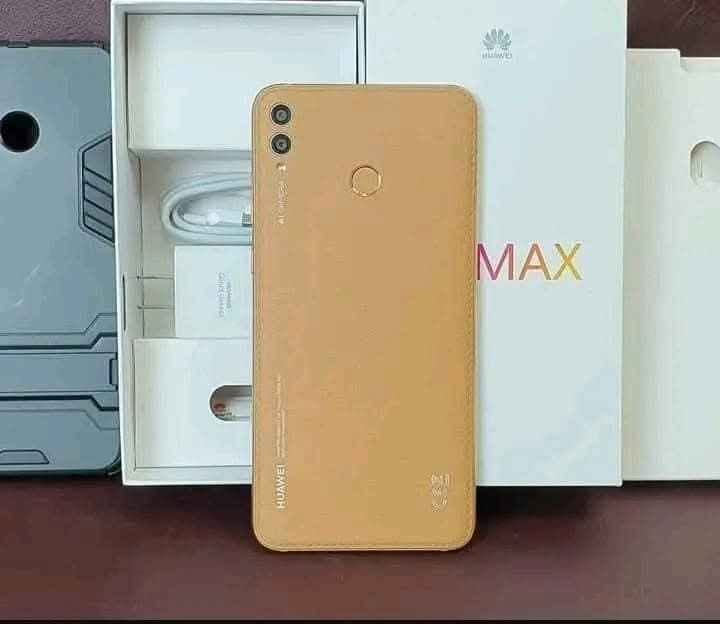مع اكبر شاشه شاشات الموبايل  أصلي 
 هواوي y max 
 ذاكره 256 رام 8 كيكا و بطاريه 5000 ملي امبير وشاشه بقياس 7.12 انج  مظهره جلد الجميل 
معالج قوي للالعاب والأداء  جهاز سلس بالعمل 
بسعر 100 الف  فحص قبل الشراء
مفرد وجمله توصيل كافه محافظات 
العنوان بغداد زيونه ربيعي مقابل مول دريم ستي 
اعتذر اذا اتاخرت بارد
المراسلة او اتصال 
*********** بغداد, العراق
