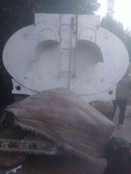 تنكر الى بيع +قمارنه مال نكار+ قمارنه تك+محرك ٦٠ لا ينقص ولا بخر .

رقم الهاتف *********** .
بغداد المدينة الصدر .
