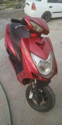 سكنز لد شغاله نكره سلف شلعه ومعدل تشك الكاع كهربائيّات كلها شغاله هورن...