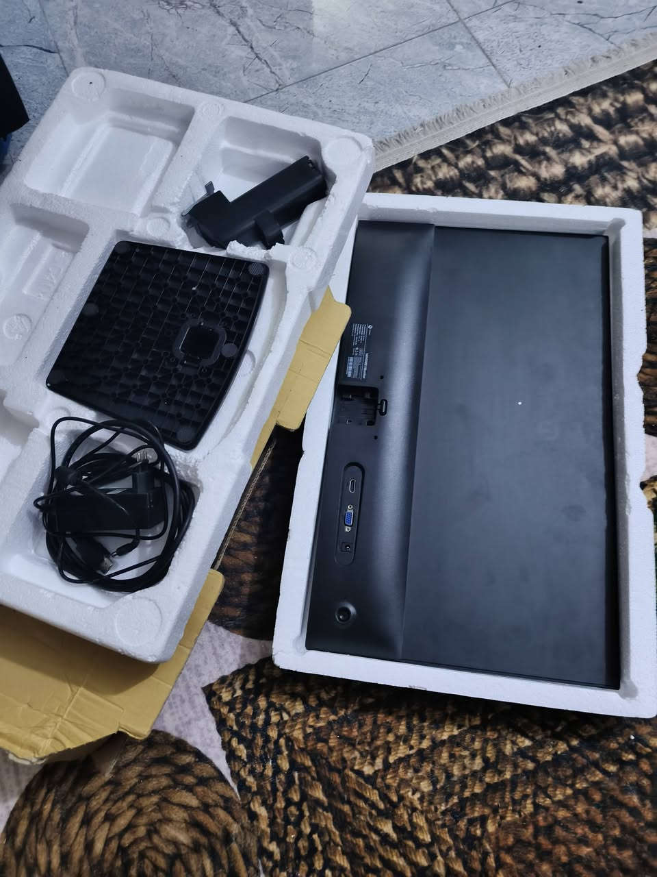 حجم 24
فول hd

75 HZ

سعرها  80
مكاني بغداد شعب
رقم  ***********
