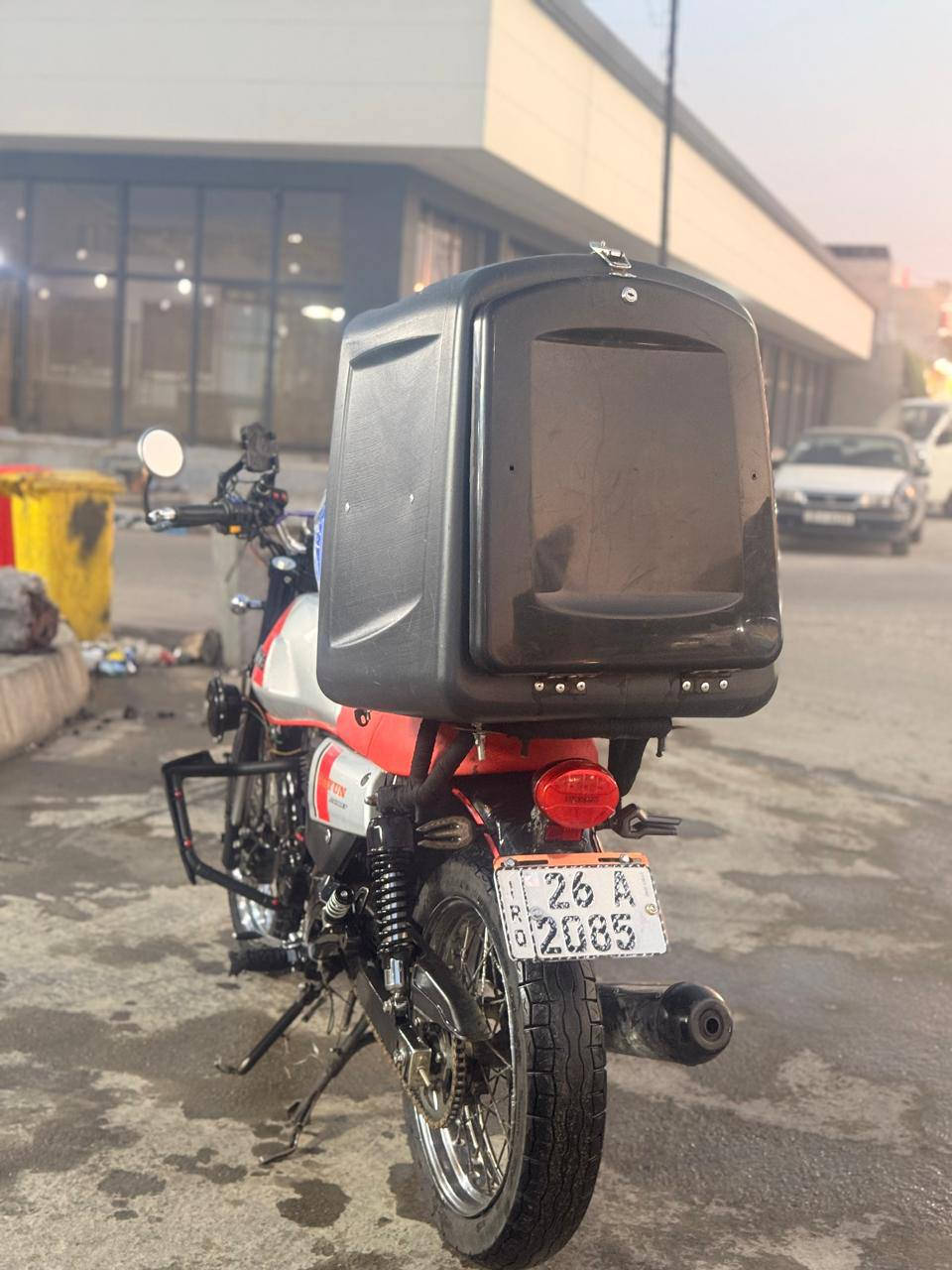 السلام عليكم دايوان لايتي للبيع
موديل 22 طالعة ب 23 دراجة نضيفة ومامتعوبة برغي ماناقصها دراجة لا مفتوحة ولا اي شي عايزها تركب وتطلع دراجة ماشاء الله دهن بانزين مرقم صلاح الدين ب أسمي مشروع وطني الشراي يجي يشوفها ويقتنع وبي خير ويدلل مو شراي لا تنطي سعر بكيفك وأنت ربع مابجيبك تحياتي مكاني تكريت *********** 
***********
