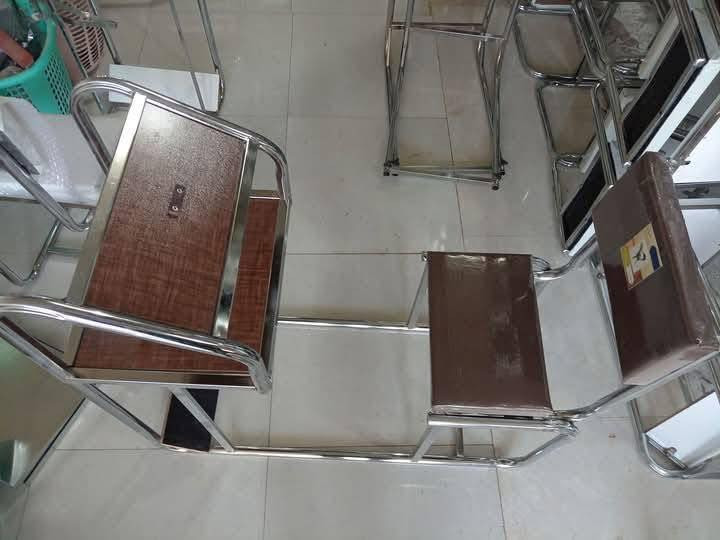 كرسي صلاة ثابت
السعر 60والتوصيل مجاناً 
للحجز يرجى التواصل عبر الواتساب ***********
