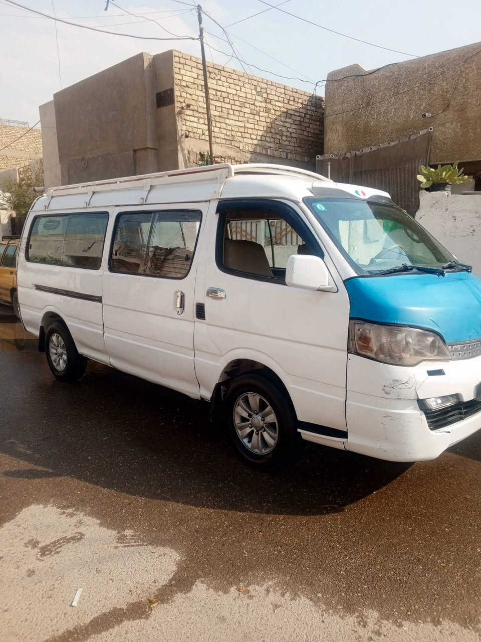 السلام عليكم جمبي موديل 12 سياره جاهزه مكينه كير كلج جديد مصبوغ حزام رقم ديالى  انكليزي راعيها الشرعي مصفره هيئة وغرامات السعر 58 بيها مجال للاستفسار ***********
