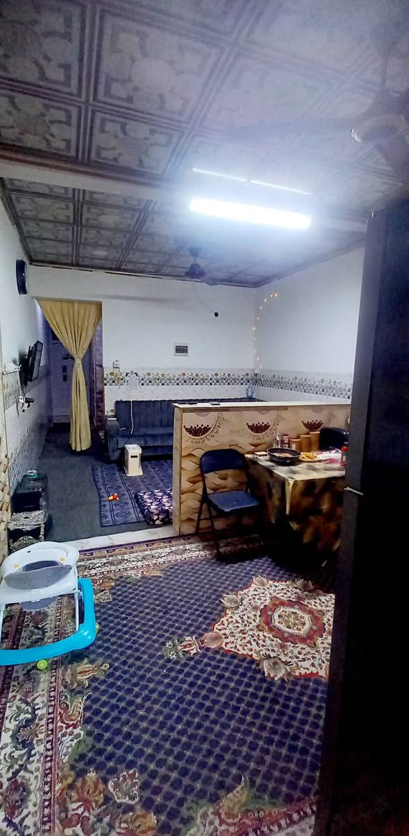 مكتب ابو شمال للعقار ✅️ دار للبيع في مزارع الصديق قرب جامع الطيار مدخل من الصديق والسكر 

🔴 مساحة 80 متر  طابق واحد بناء 2018 

🔴 يحتوي على  غرفة نوم . هول . مطبخ . مغاسل داخل وخارج البيت . بيتونه . سطحين 

🔴 سند بستان طابو زهور كارت بلدية 

🔴 اتجاه شروق شارع صبة السعر 65 مليون 

موقع المكتب حي السكر قرب جامع الصفا والمروة 
***********
***********
***********
